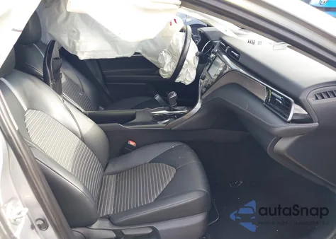 2020 Toyota Camry Se z USA, uszkodzony, nr VIN 4T1M11AK2LU988153